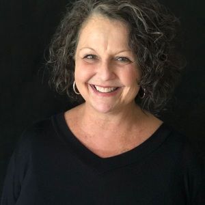 Meet your Posher, Lesa